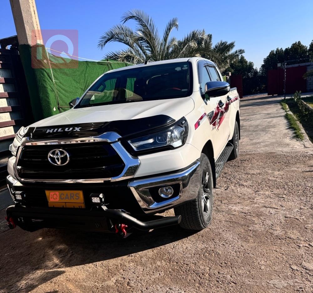 تۆیۆتا هایلۆکس